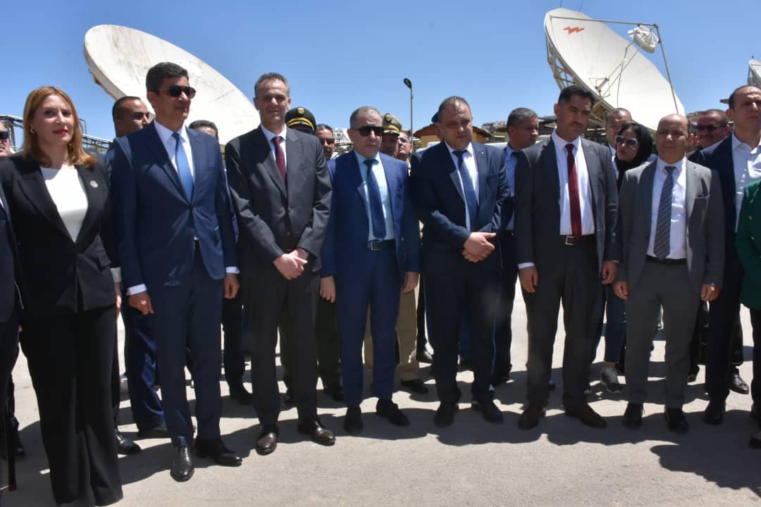 وزير الاتصال وزير الاتصال
