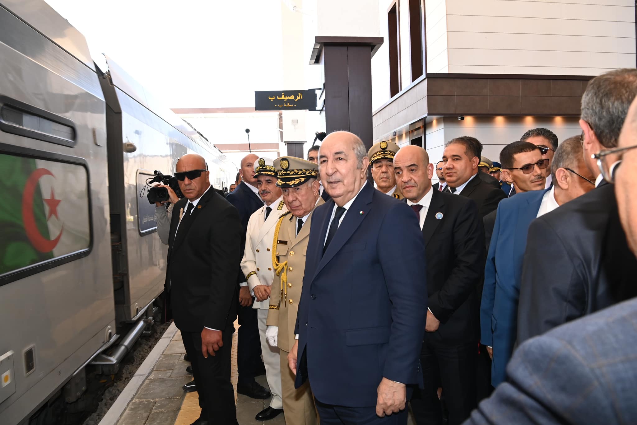 رئيس الجمهورية يدشن خط السكة الحديدية الرابط بين خنشلة وعين البيضاء بأم البواقي