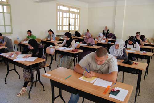 المترشحون لامتحاني البكالوريا والتعليم المتوسط  يدخلون مرحلة "التحضير النهائي"   