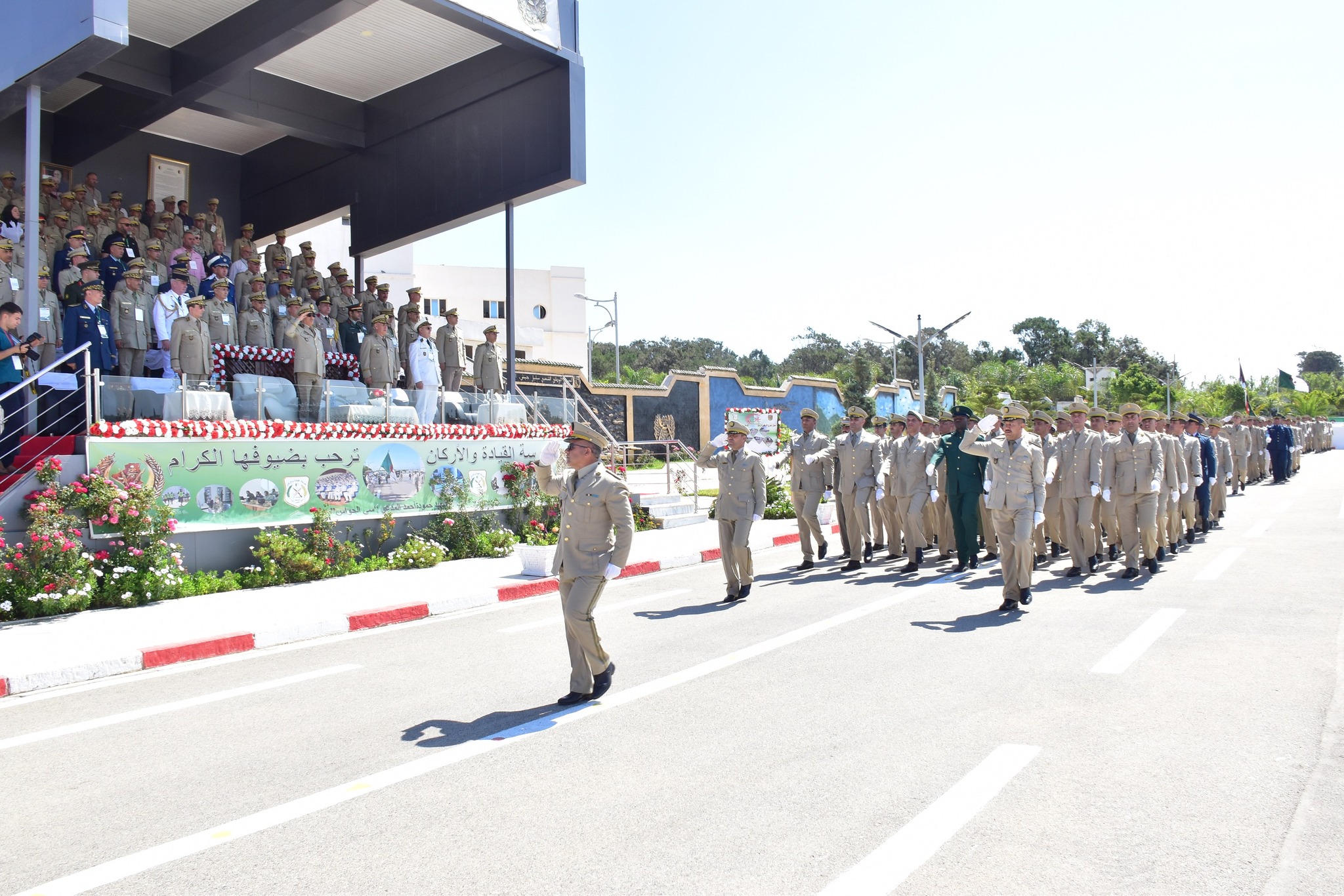 مدرسة القيادة والأركان بتمنفوست: تخرّج الدفعة الـ 52