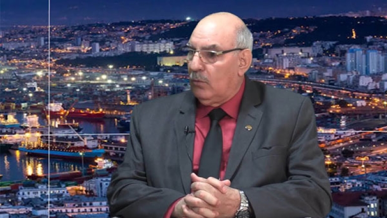 أستاذ القانون الدستوري بجامعة الجزائر الدكتور موسى بودهان