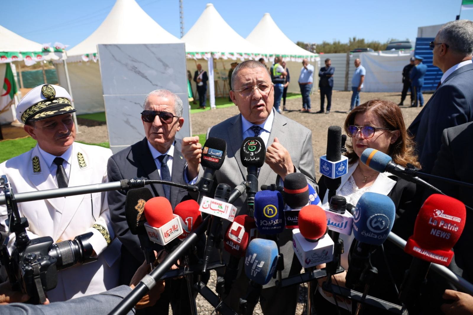 الانطلاق في انجاز 350 مركز جواري لتخزين الحبوب عبر الوطن