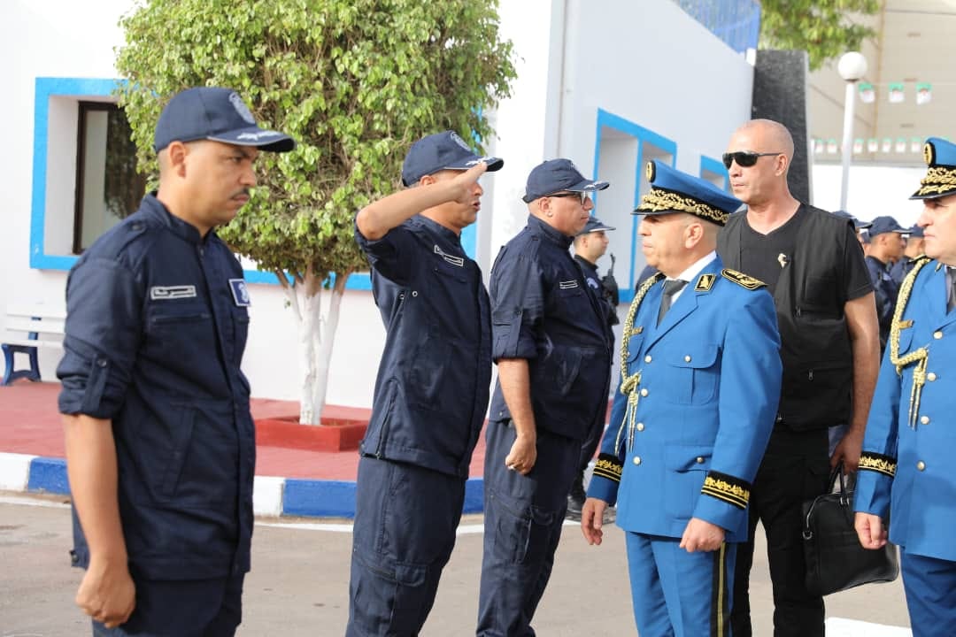 المدير العام للأمن الوطني :ضرورة بذل المزيد من الجهد لمحاربة الهجرة غير الشرعية و المخدرات 