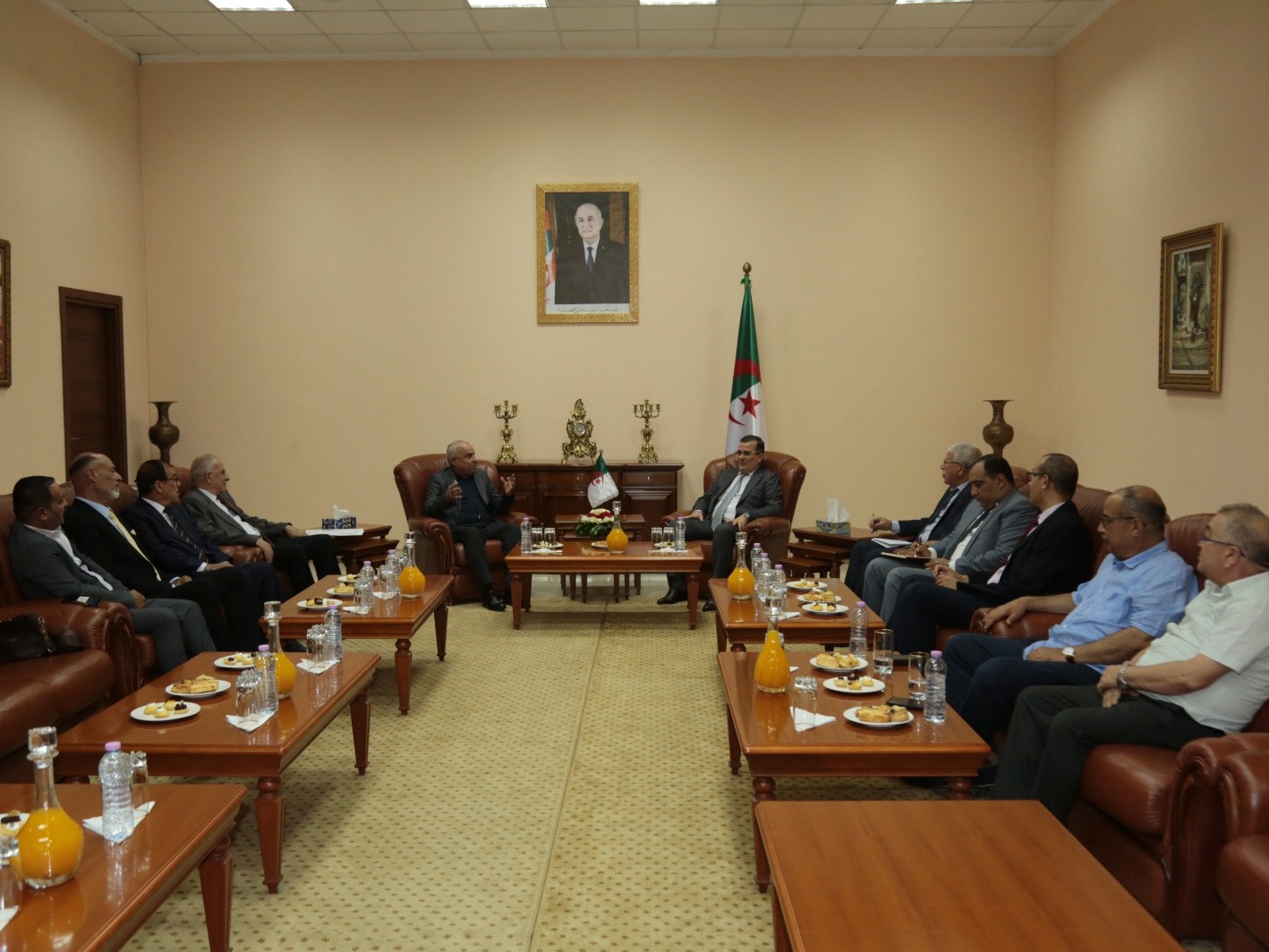 فيصل بن طالب