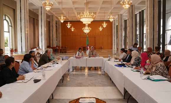 مولوجي تؤكد على أهمية تصنيف التراث الوطني باعتباره جزءا من الهوية الوطنية والذاكرة الجماعية