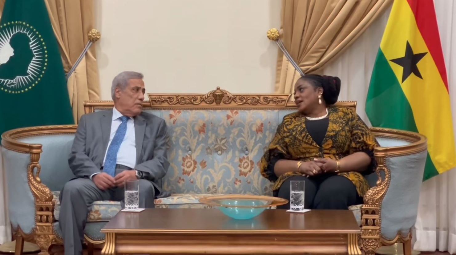 Représentant le président de la République, M. Larbaoui participe à Accra à la Réunion semestrielle UA-CER-Mécanismes régionaux