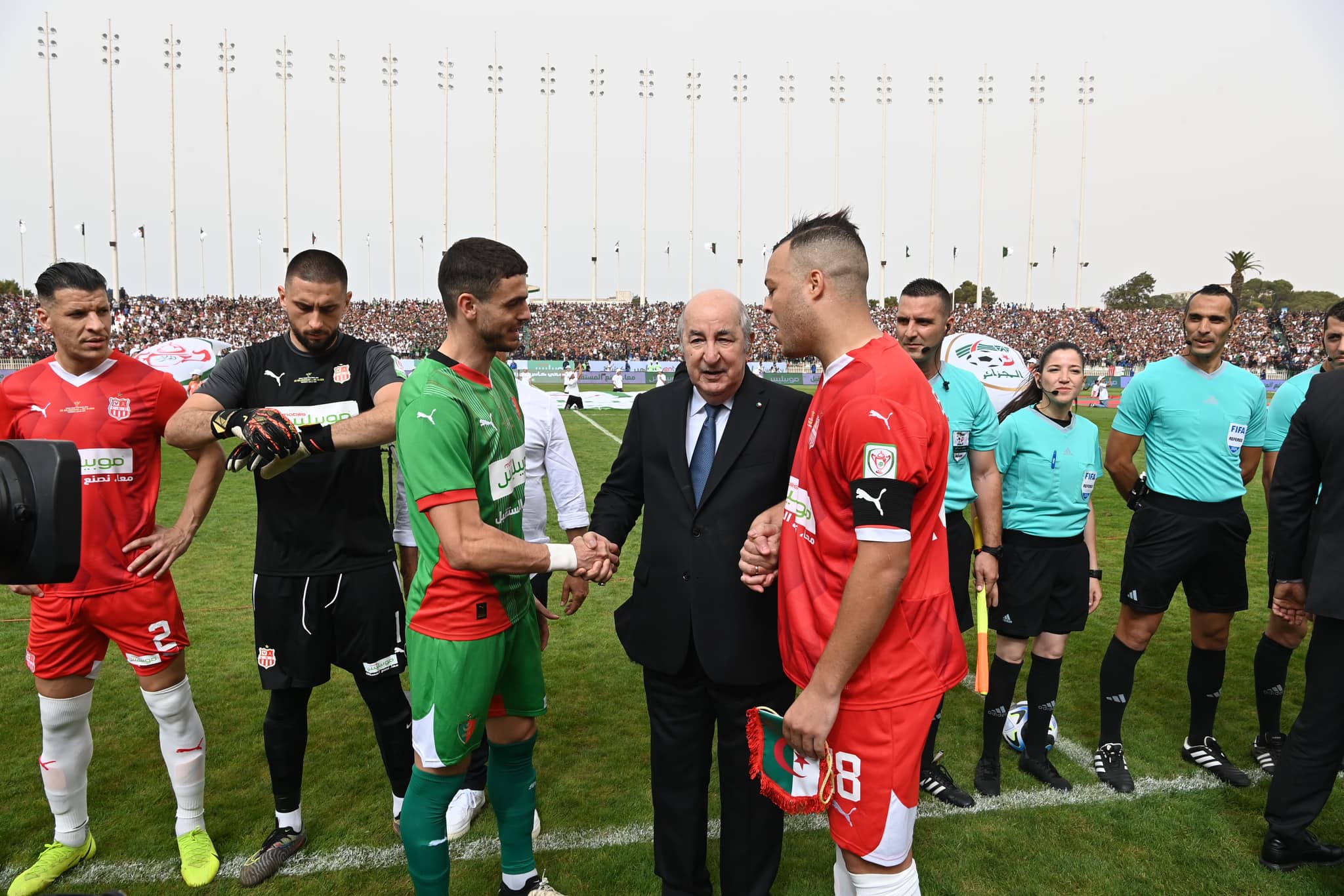 رئيس الجمهورية يصل الى ملعب 5 جويلية