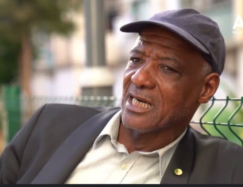 رئيس الجمهورية يعزي في وفاة البطل الأولمبي الملاكم موسى مصطفى