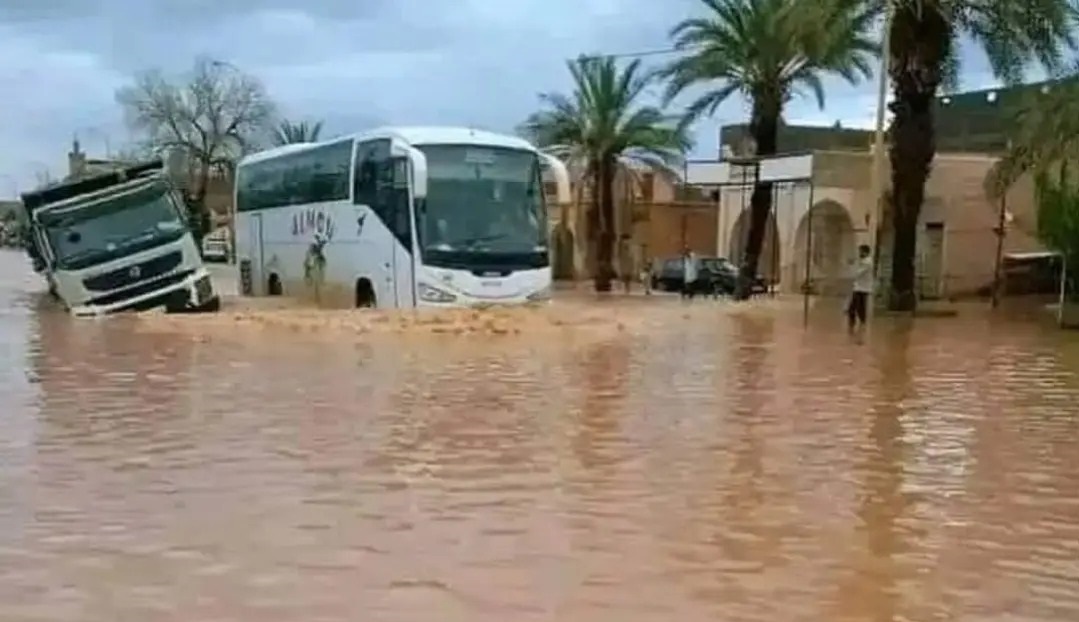 فيضانات بشار