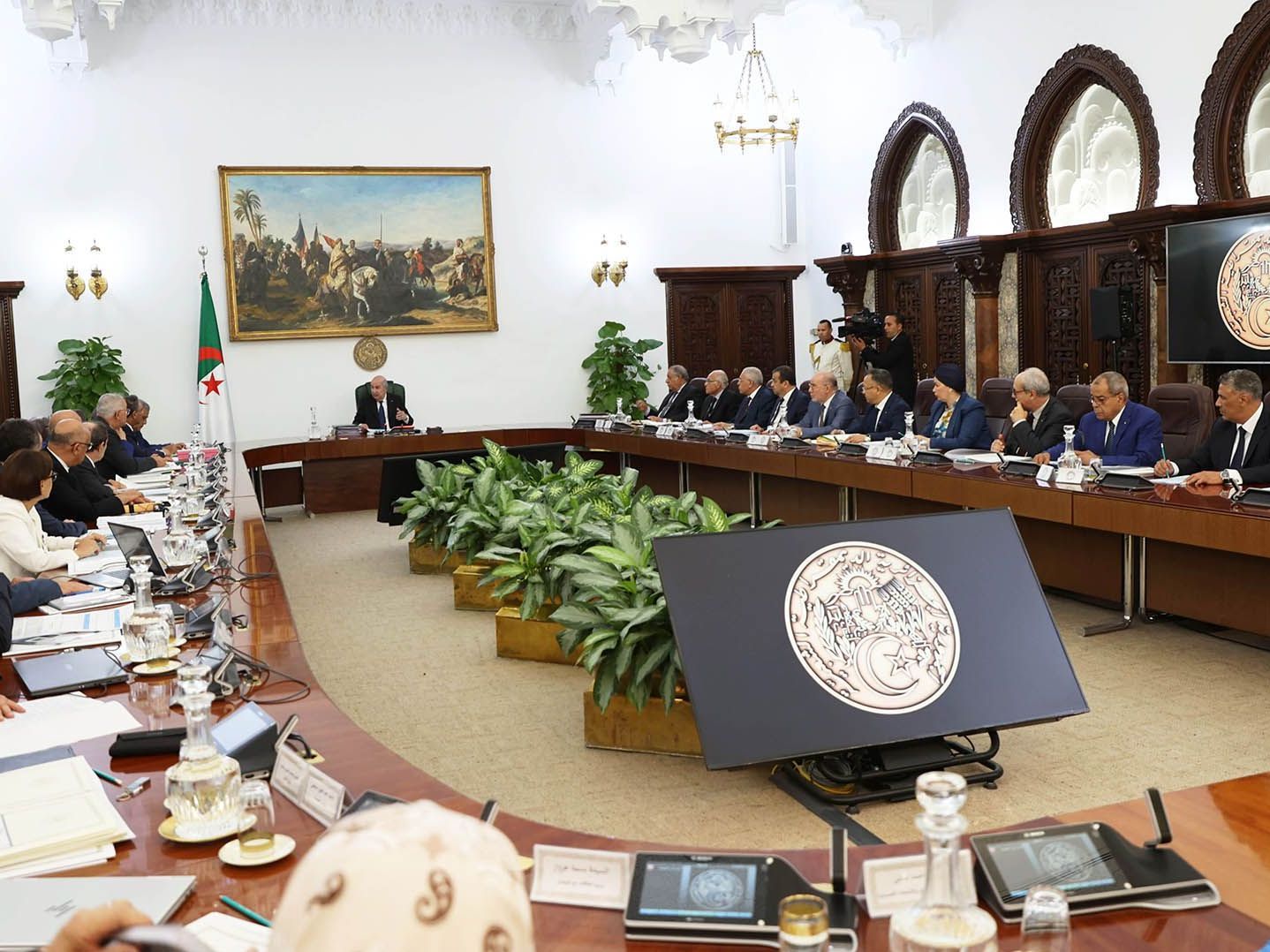 مجلس الوزراء