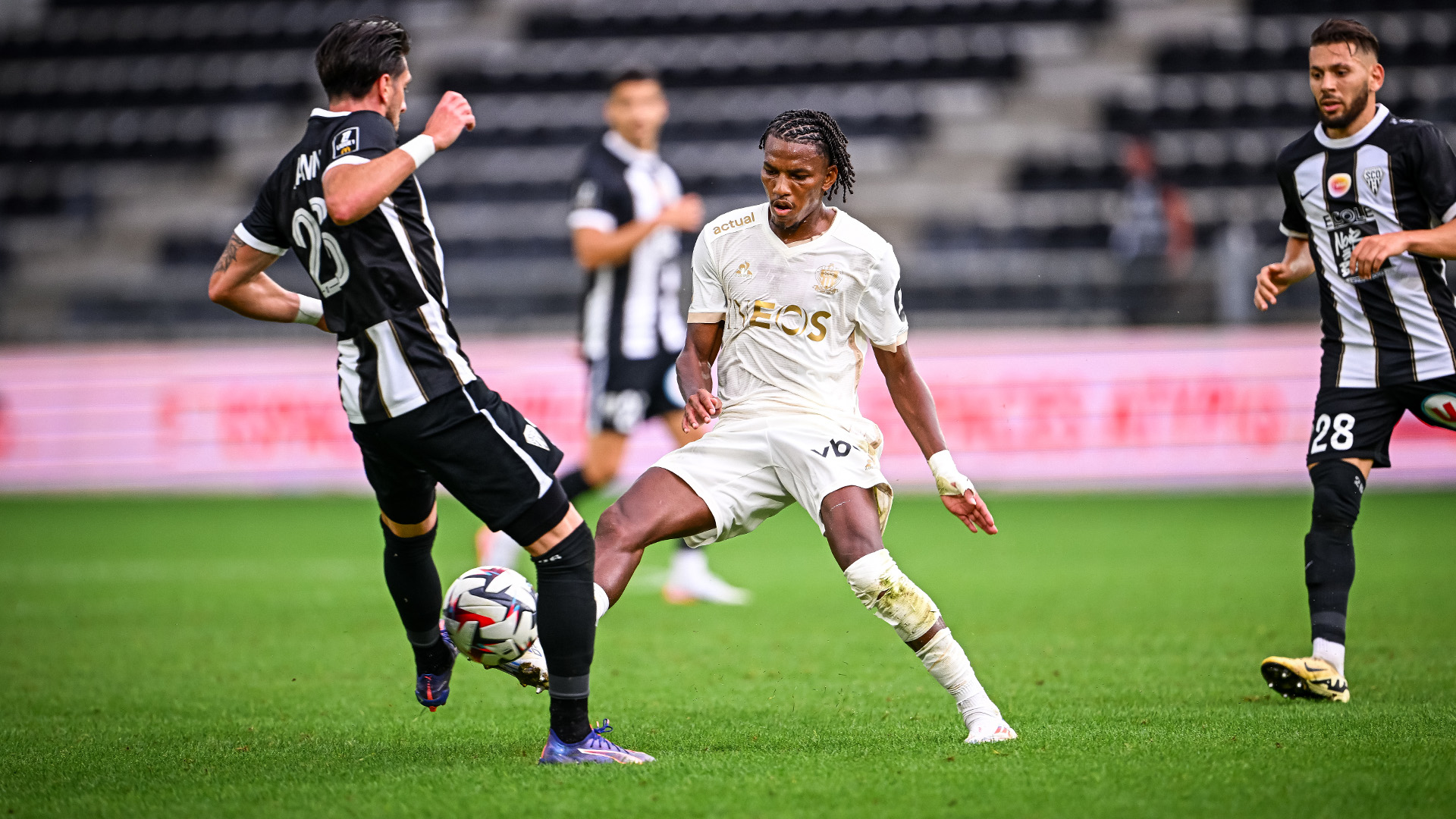 هشام بوداوي