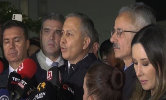 وفاة 3 أشخاص و إصابة 14 آخرين خلال الهجوم الإرهابي الذي استهدف مقر شركة الطيران والفضاء بأنقرة