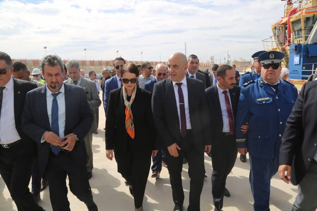 ضرورة تحسين كفاءة تشغيل الموانئ لمواكبة حجم المبادلات بها (