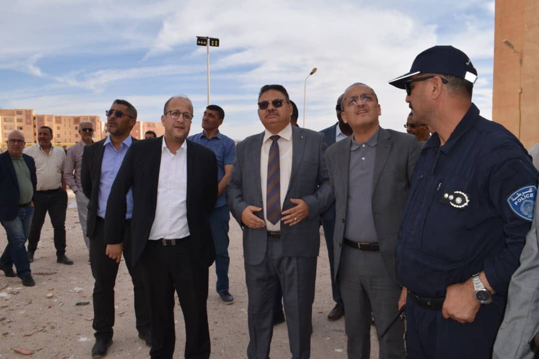 انهيار عمارة ببشار