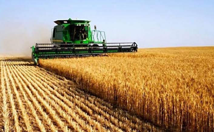 استيراد خطوط ومعدات الانتاج والعتاد الفلاحي