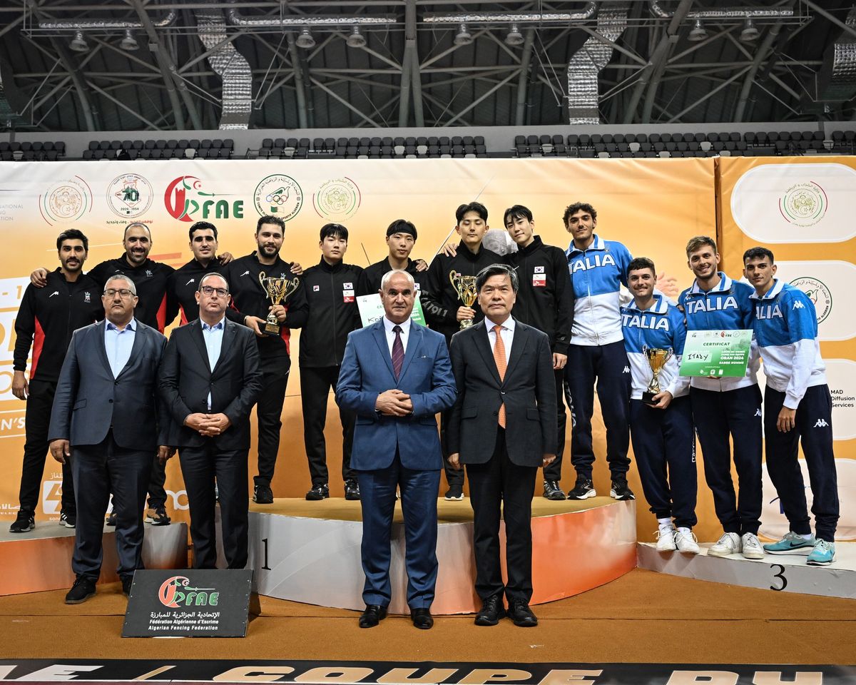 صورة من اختتام المرحلة الأولى من كأس العالم للمبارزة بوهران