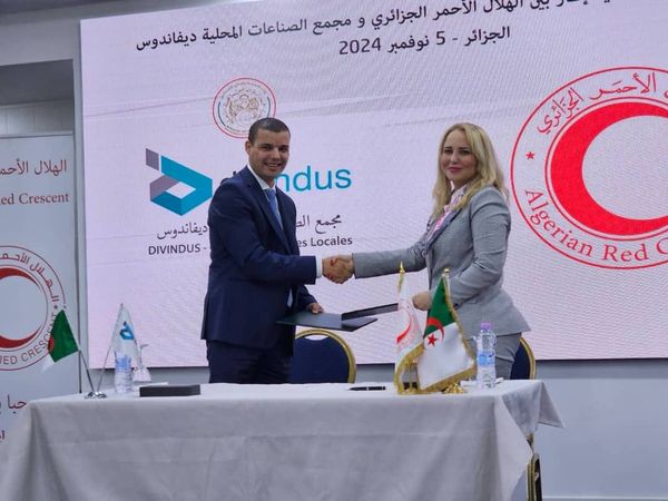 الهلال الأحمر الجزائري