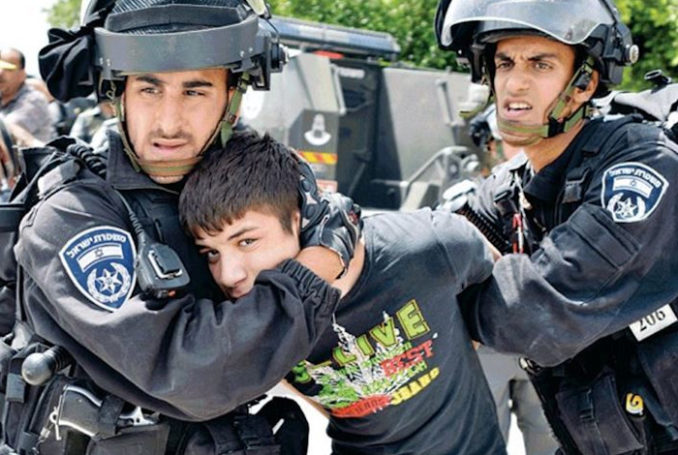 palestine-enfant_arrete.jpg