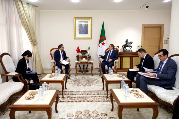 وزير الداخلية مراد