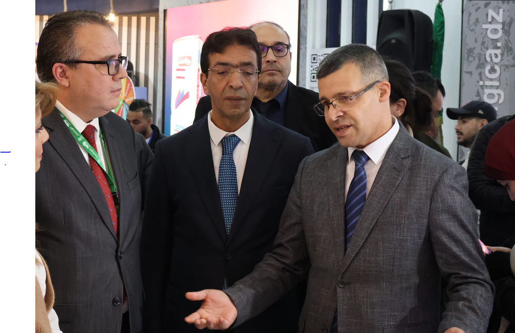 إنشاء أقطاب إنتاج للوازم المدرسية