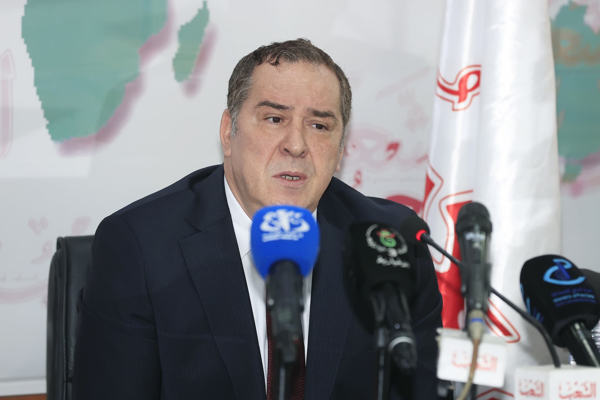 وزير الاتصال محمد مزيان