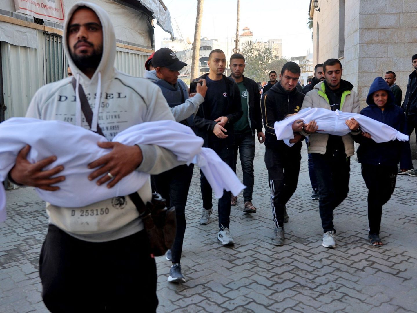 Le carnage en Palestine continue