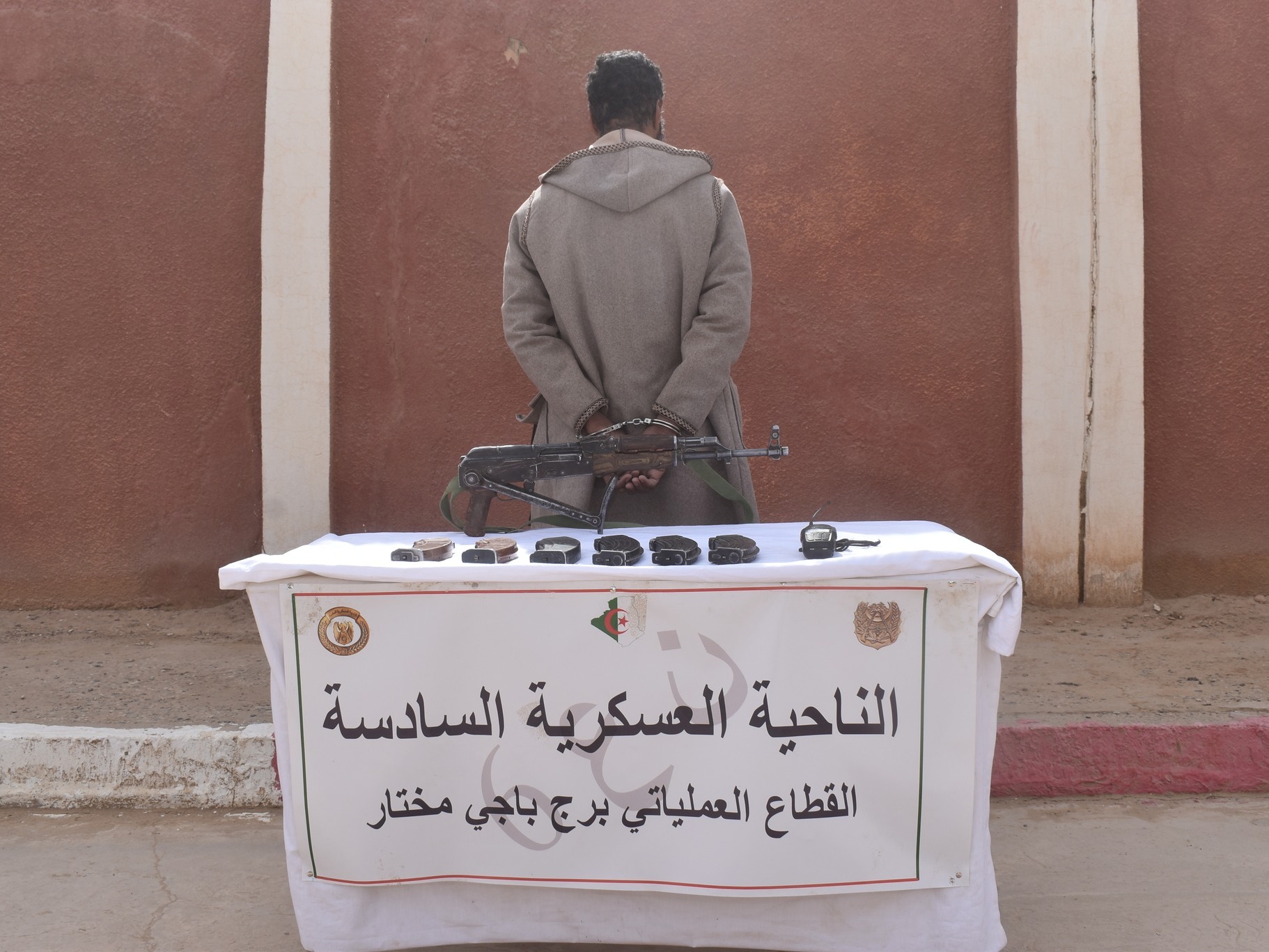 Reddition d'un terroriste à Bordj Badji Mokhtar et arrestation de 9  éléments de soutien aux groupes terroristes