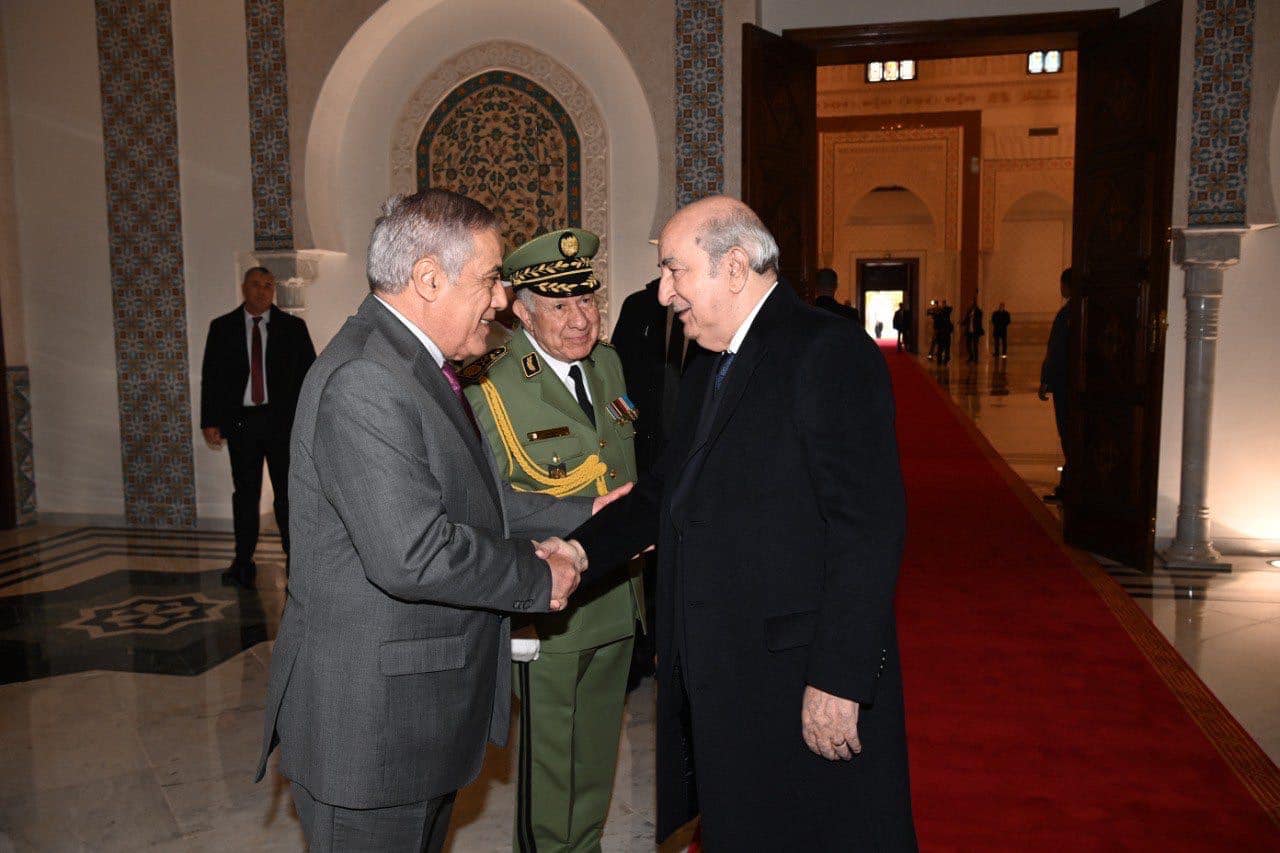 Tebboune Larbaoui Chanegriha
