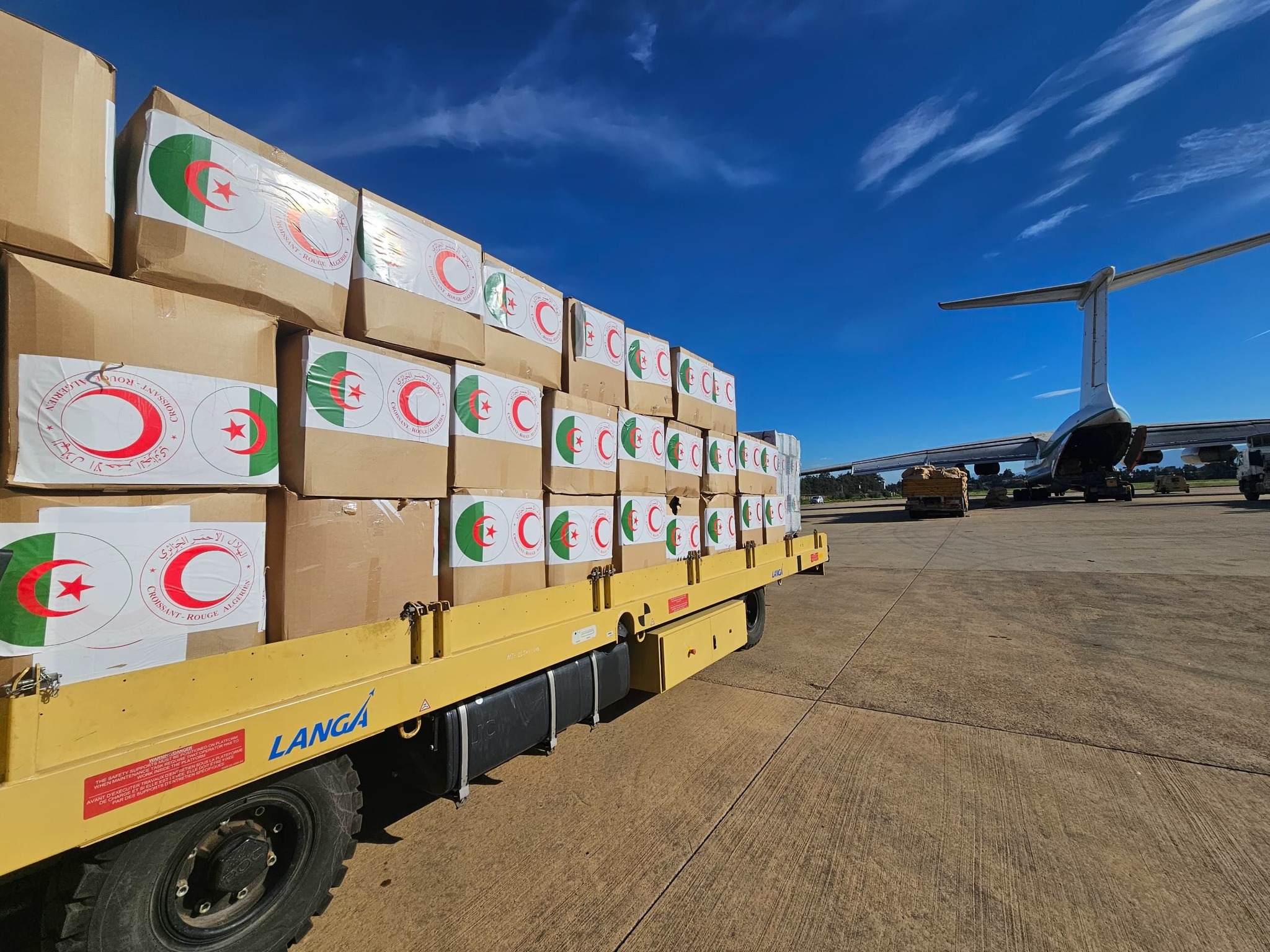 مساعدات إنسانية