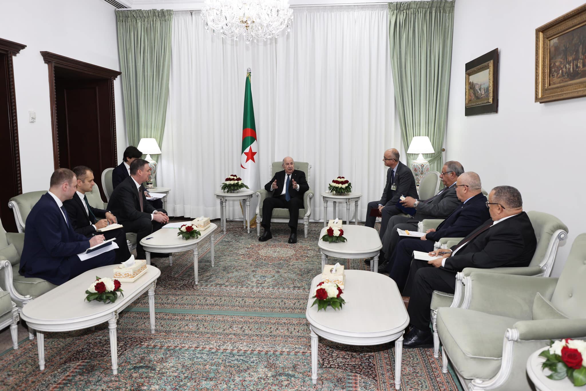 رئيس الجمهورية يستقبل نائب رئيس الوزراء الروسي