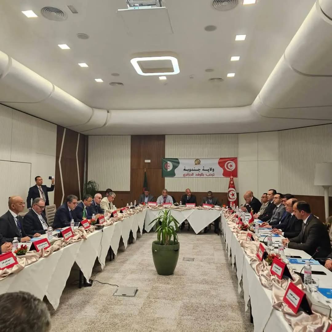 الجزائر تونس