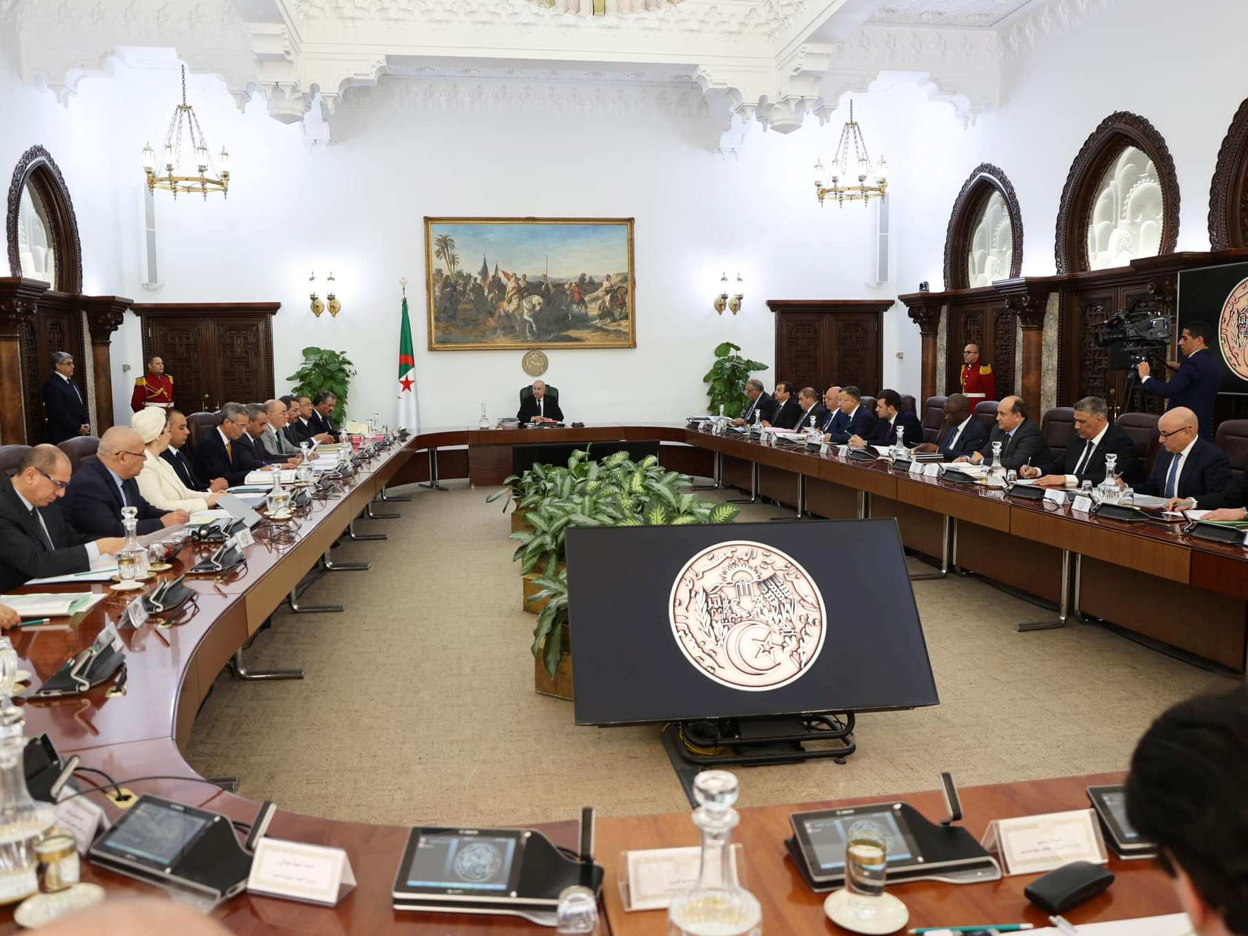 رئيس الجمهورية