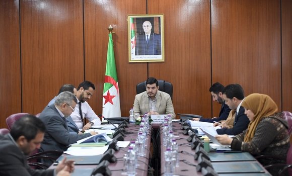 فوج العمل المكلف بإثراء المشروع التمهيدي لقانون الجمعيات يختتم أشغاله