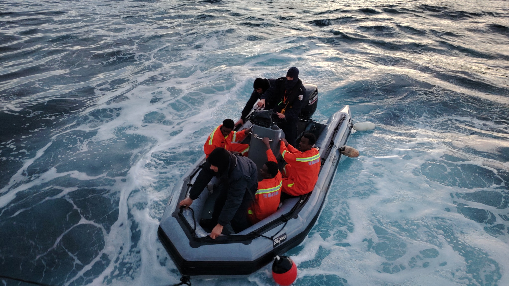 إنقاذ 15 مرشحا للهجرة غير الشرعية