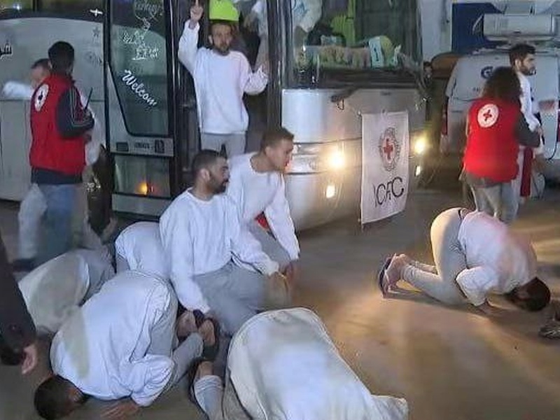 Cessez-le-feu à Ghaza : septième échange de prisonniers entre le Hamas et l'entité sioniste