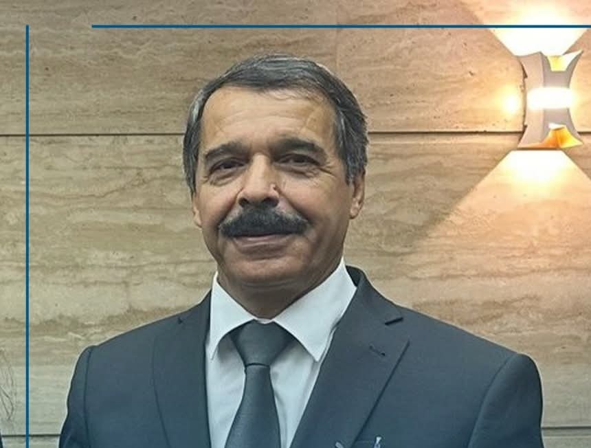 عبد الكريم بو الزرد يتسلم مهامه كوزير للمالية