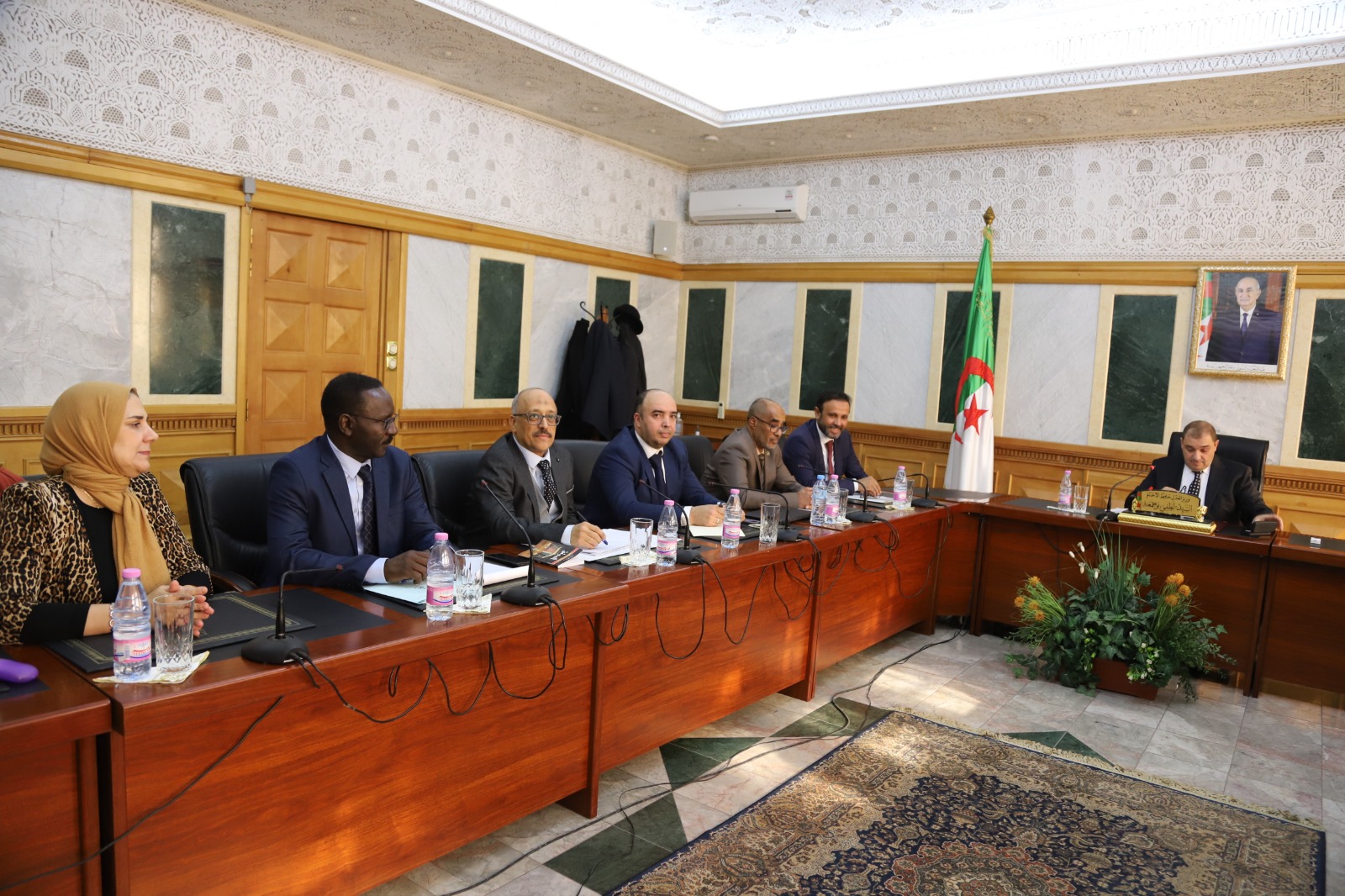 وزير العدل يشرف على اجتماع المجلس الأعلى للتوثيق