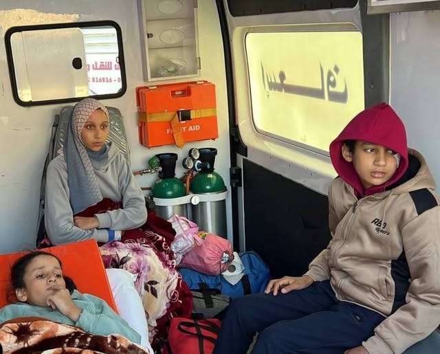 50 malades palestiniens évacués en Egypte via le terminal de Rafah