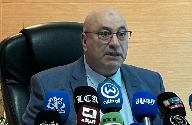 تطبيق رقمي لتحديد التجار المعنيين بالمداومة