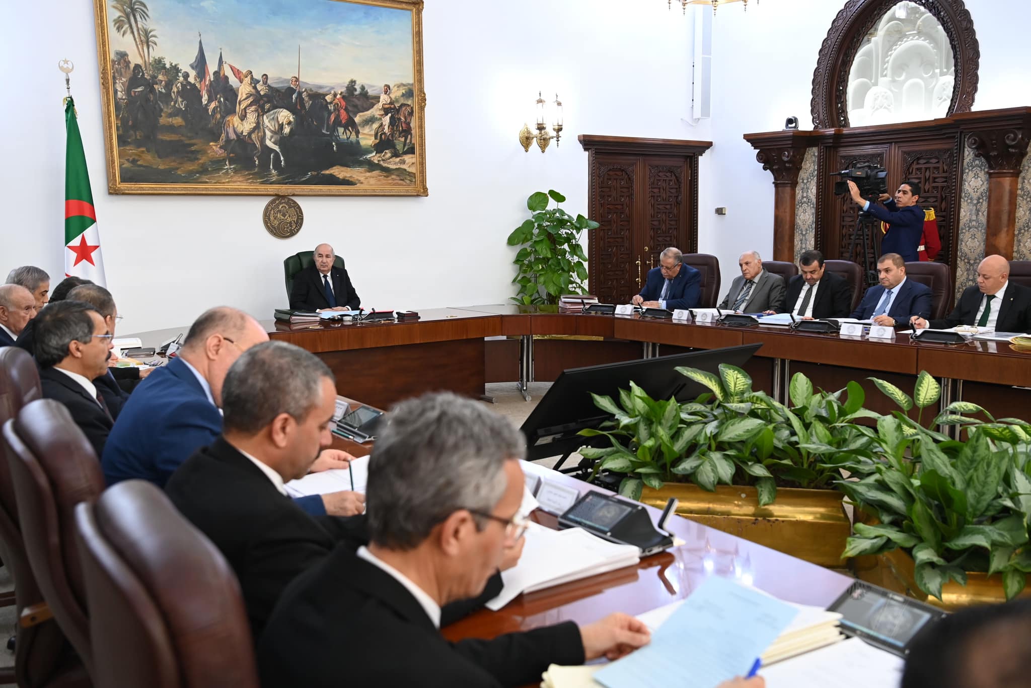 مجلس الوزراء