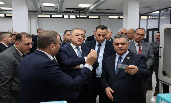 وزير الداخلية التونسي يزور مديرية إنتاج السندات والوثائق المؤمنة بالحميز بالجزائر العاصمة
