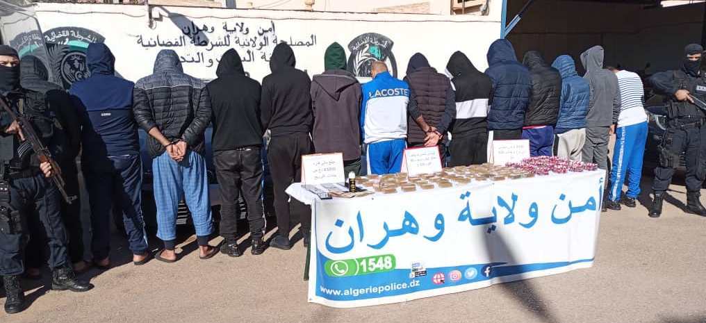 Démantèlement à Oran de deux réseaux criminels de trafic de drogue