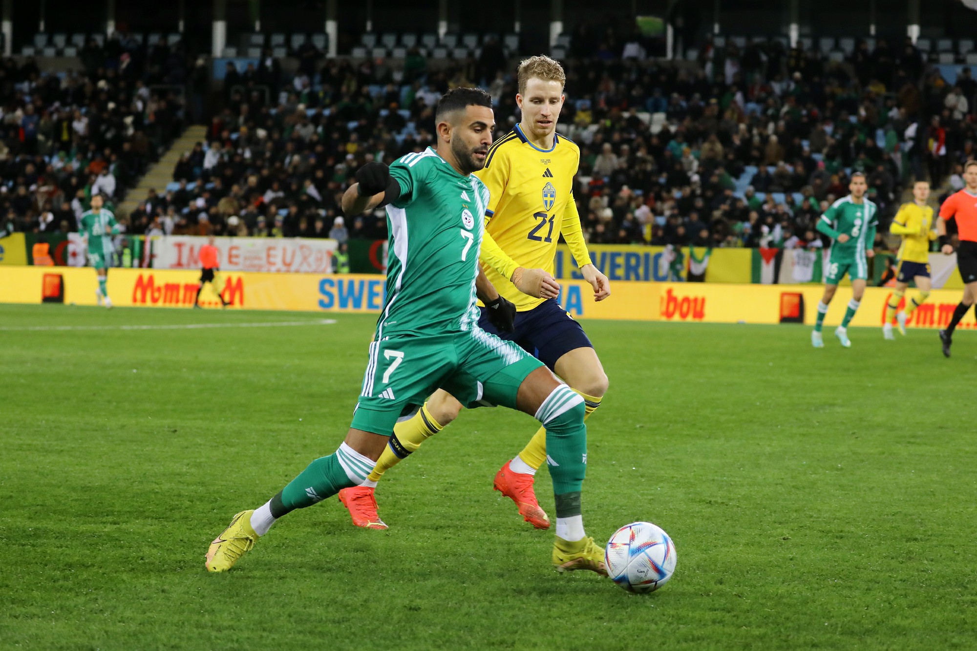 Mahrez lors du match Algérie Suède de 2022