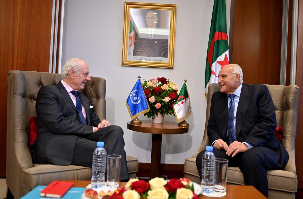 عطاف يستقبل المبعوث الأممي إلى الصحراء الغربية