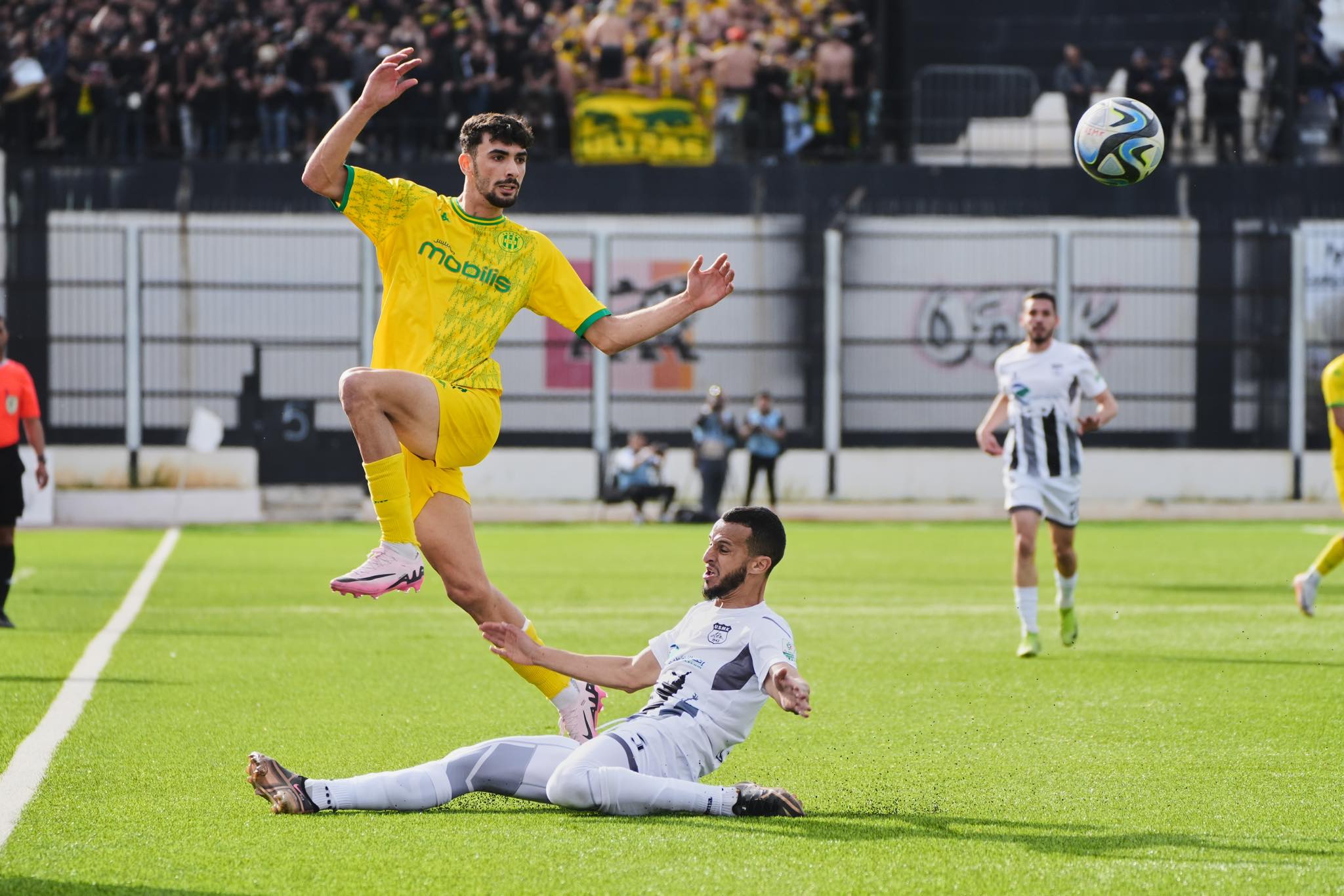 شبيبة القبائل تتجاوز خنشلة