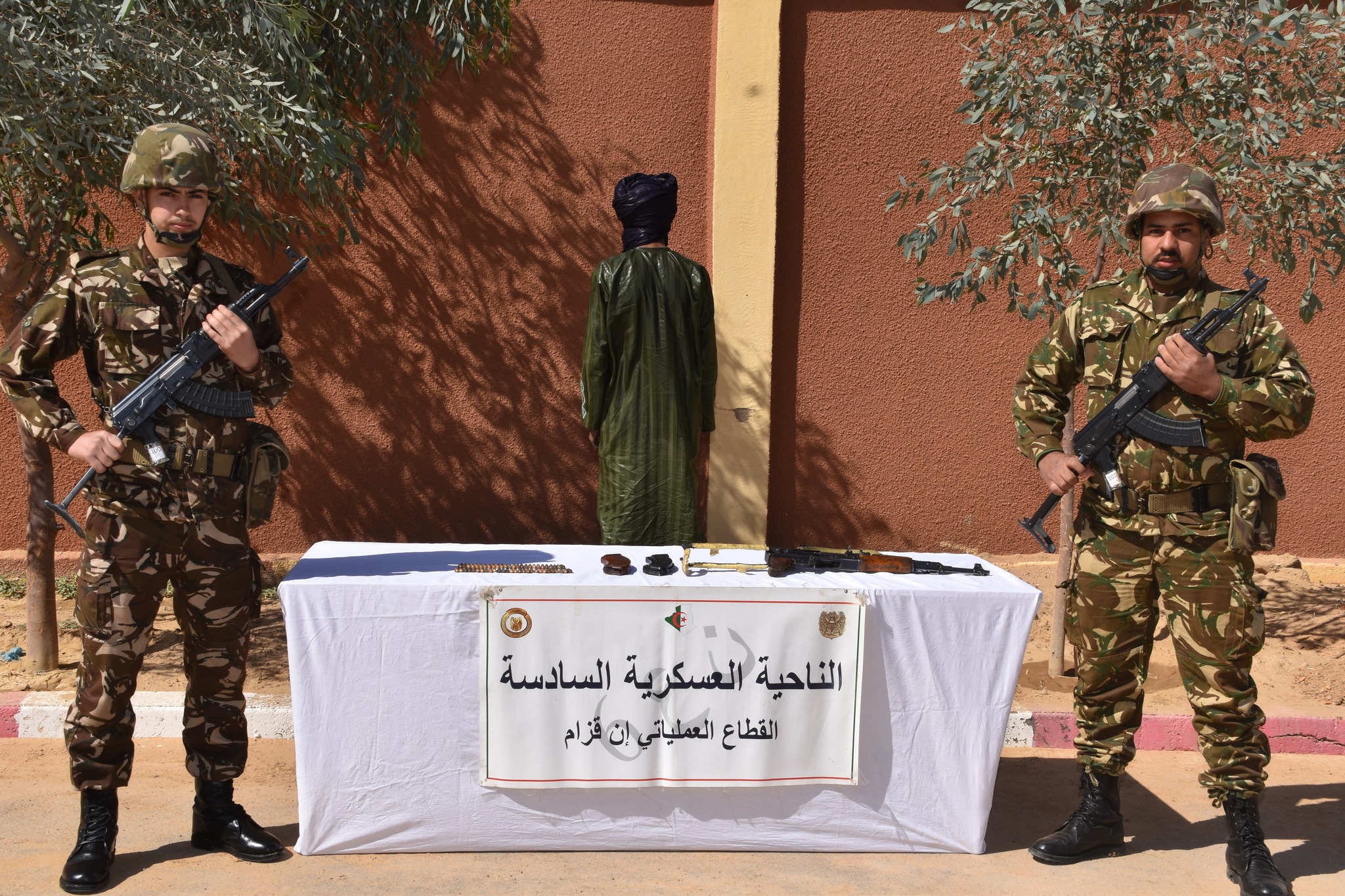 إرهابي يسلم نفسه وتوقيف 5 عناصر دعم للجماعات الإرهابية خلال أسبوع