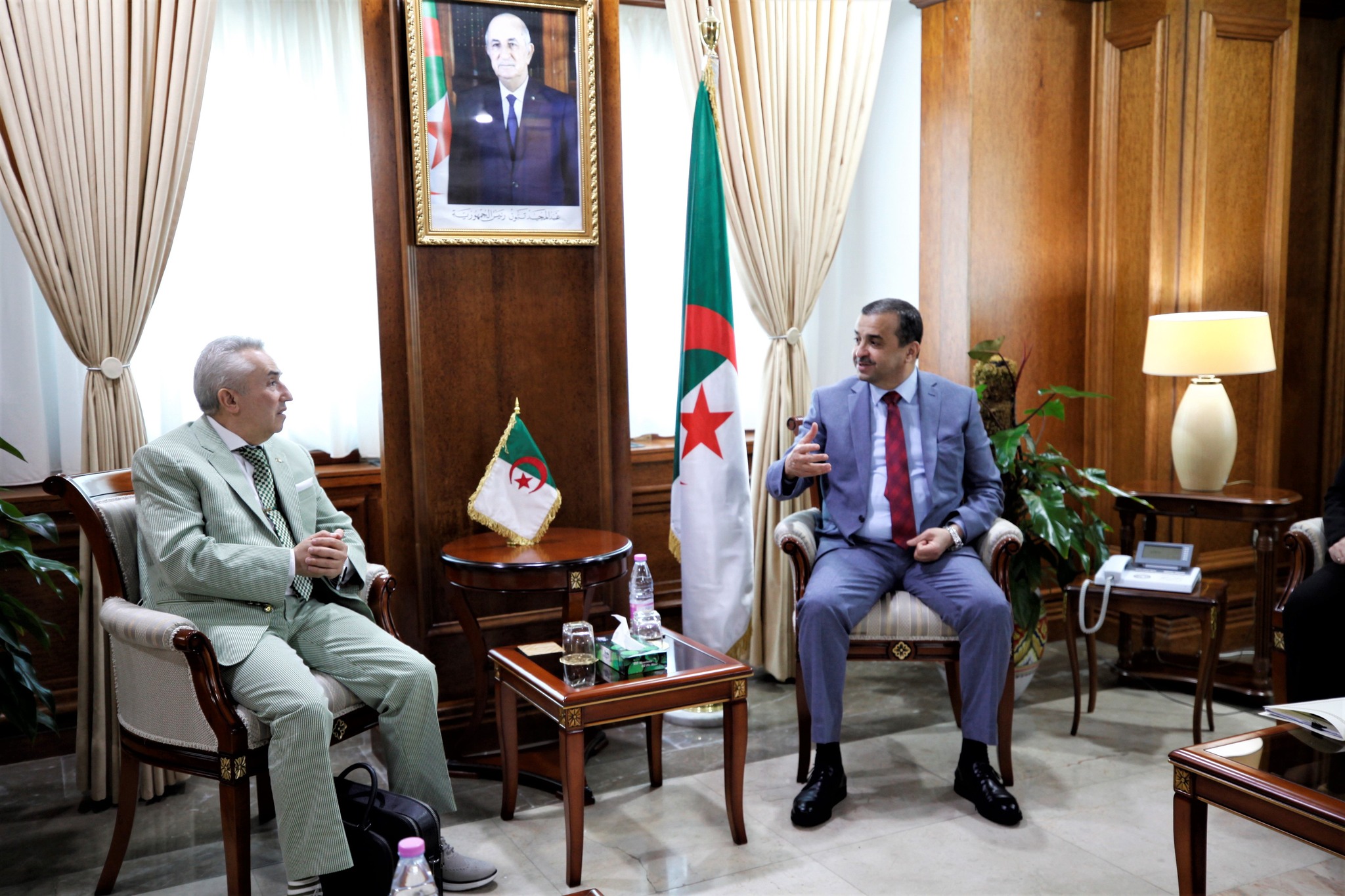 عرقاب يستقبل الباحث والعالم الجزائري البروفيسور  كريم زغيب