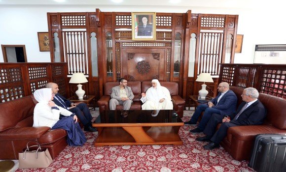 عميد جامع الجزائر في زيارة لجامعة أوكسفورد البريطانية لإلقاء محاضرة حول الأمير عبد القادر