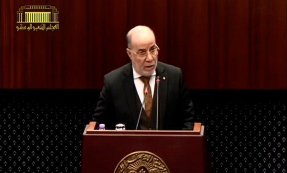 بلمهدي يعرض مشروع القانون المتعلق بالأوقاف