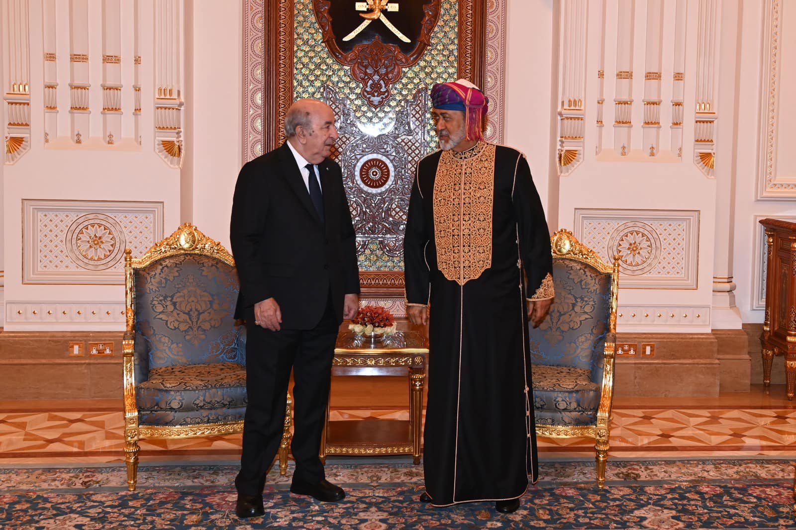 Le Sultan d'Oman effectue une visite d'Etat en Algérie
